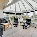 Svenn - 400m From The Sea By Interhome *