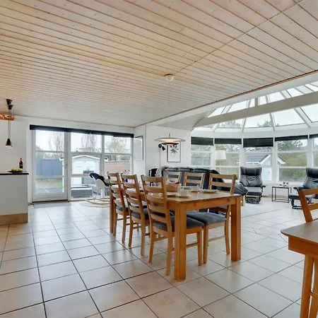 Svenn - 400m From The Sea By Interhome Blåvand