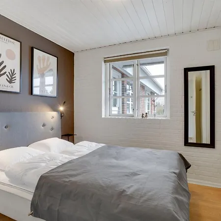 Semesterbostad Svenn - 400m From The Sea By Interhome *