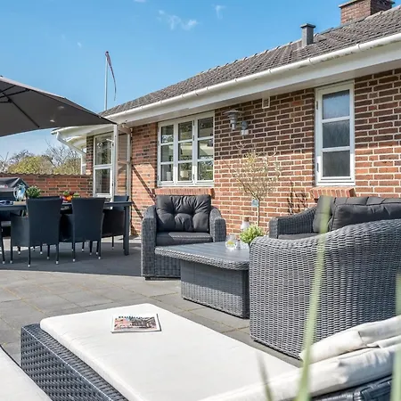 Semesterbostad Svenn - 400m From The Sea By Interhome Blåvand