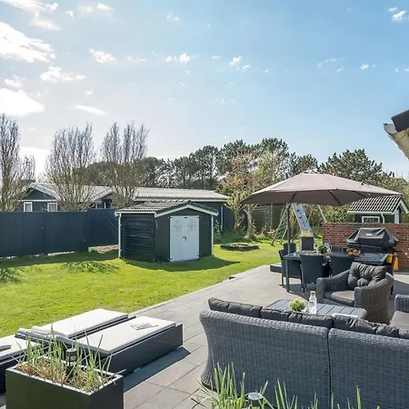 Svenn - 400m From The Sea By Interhome