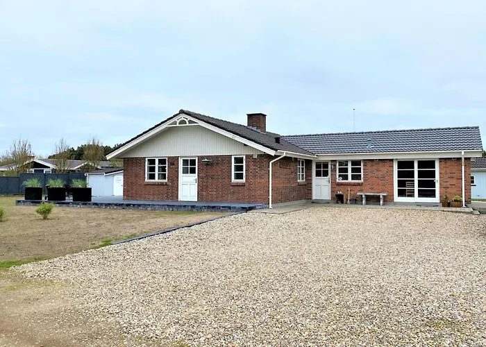 Prázdninový dům Svenn - 400m From The Sea By Interhome