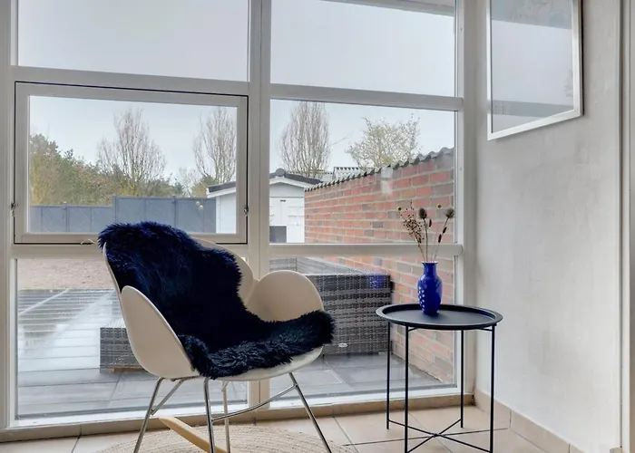 Svenn - 400m From The Sea By Interhome